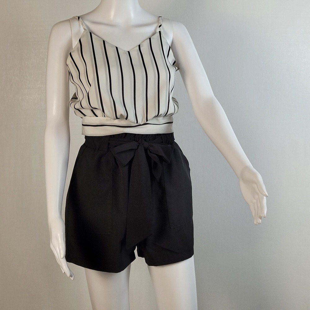 2 Piece Set Striped Cami and Paperbag Shorts Black White Small